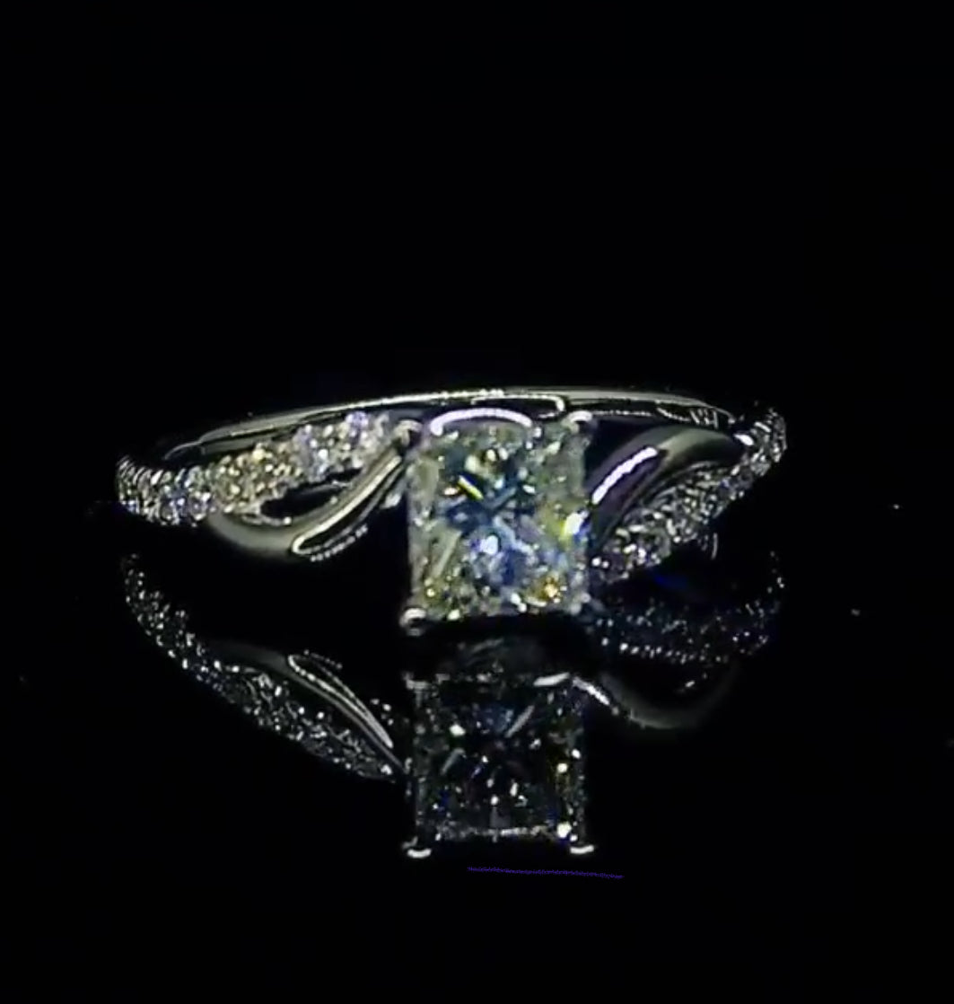 Special Diamond Flow Cube Shaped Diamond